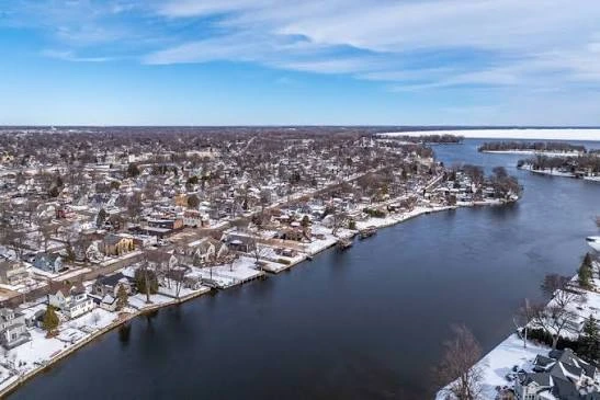 Menasha, WI
